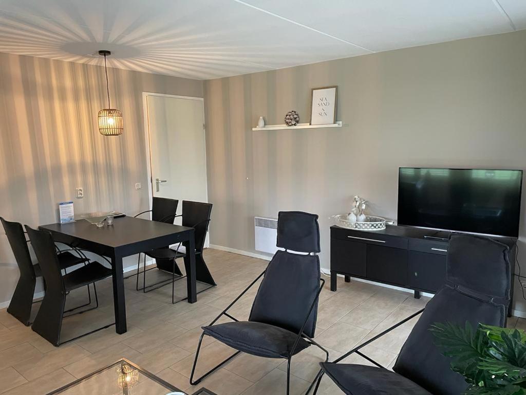 Escape, Appartement Met Groot Terras Buren  Exterior foto